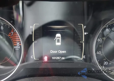 2016 Jeep Cherokee Altitude z USA, uszkodzony, nr VIN 1C4PJLCS2GW108279